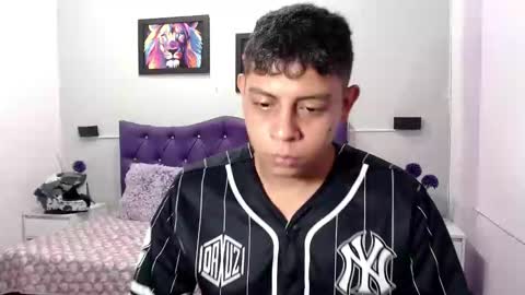 Snapshot of wiilliam_20 chatting on October 27, 2:41 pm wiilliam online show from October 27, 2:41 pm