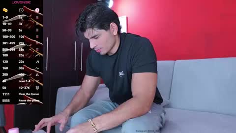 wild_col online show from November 14, 12:14 am