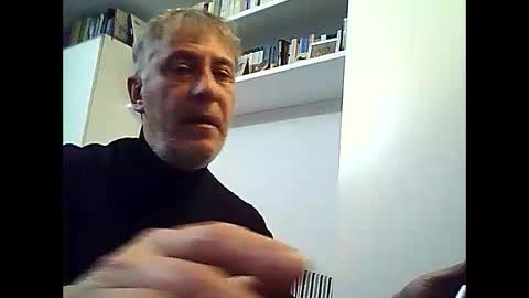 Snapshot of willfire71 chatting on December 16, 3:32 pm Willfire71 online show from December 16, 3:32 pm