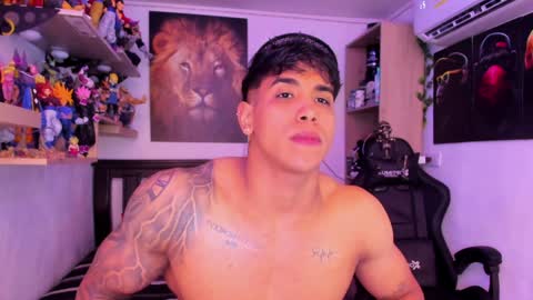 Snapshot of william_dracko9 chatting on December 10, 2:24 am Dracko online show from December 10, 2:24 am