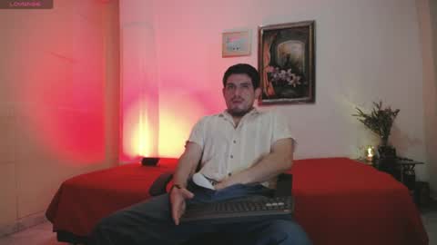 william_steel_ online show from April 8, 12:04 pm