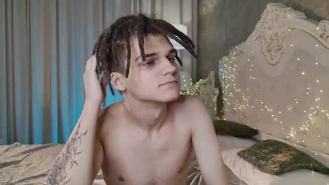 Willie online show from November 14, 11:00 am