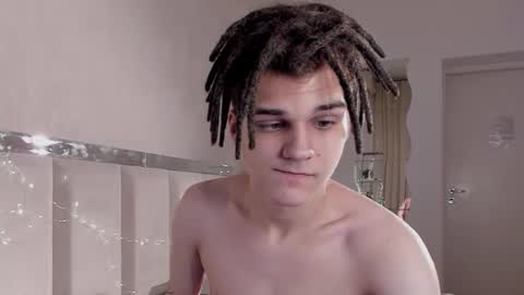 Willie online show from November 21, 10:58 am