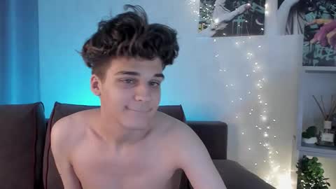 Willie online show from October 18, 11:04 am