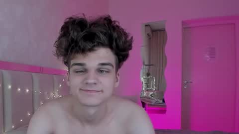 Willie online show from October 9, 10:42 am