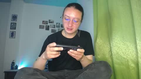 willmonkey online show from November 28, 2:37 am