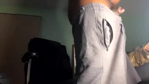 aye mane all yall except nasty need to hit the muhfuggin follow online show from January 10, 12:17 am