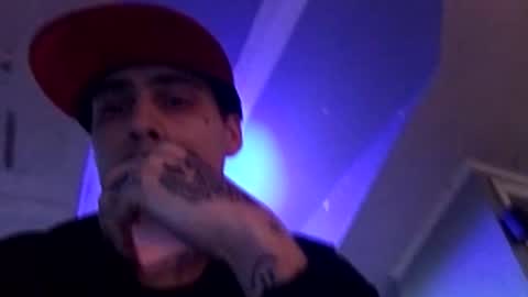 wilsond9479 online show from November 27, 2:43 pm