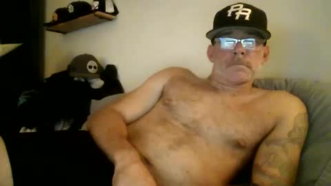 wingnutt765733 online show from October 17, 6:06 am