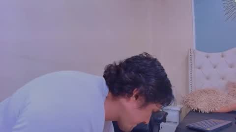 Wiston online show from March 19, 2:42 pm