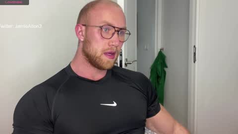 Snapshot of wlademarbergs chatting on December 5, 7:38 am Wlademar online show from December 5, 7:38 am