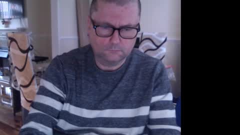 Snapshot of wobble444 chatting on February 10, 10:31 am wobble444 online show from February 10, 10:31 am