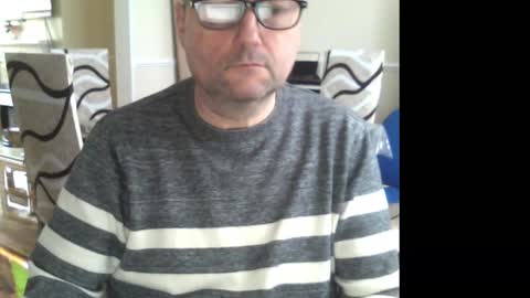 Snapshot of wobble444 chatting on February 12, 9:31 am wobble444 online show from February 12, 9:31 am