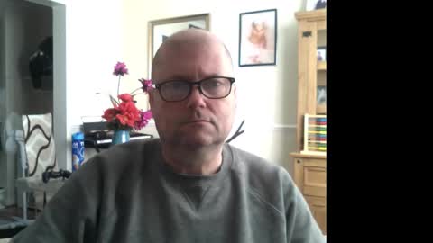 Snapshot of wobble444 chatting on September 25, 8:35 am wobble444 online show from September 25, 8:35 am
