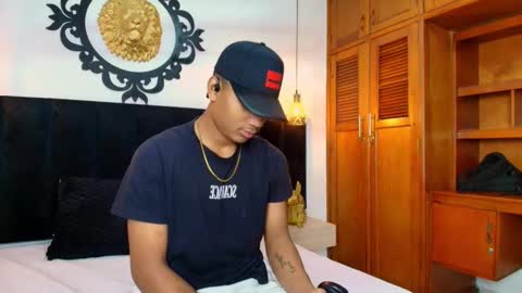 wonder172021 online show from February 12, 11:40 am