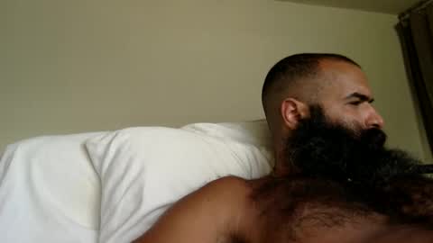 woof_wolf37 online show from September 18, 5:37 pm