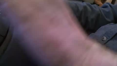 Snapshot of wrangleat0r chatting on February 1, 1:34 am wrangleat0r online show from February 1, 1:34 am