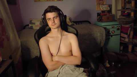 Wyatt online show from October 13, 12:49 am