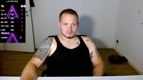 x19marco93x online show from October 5, 7:07 pm