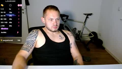 x19marco93x online show from October 25, 7:04 pm