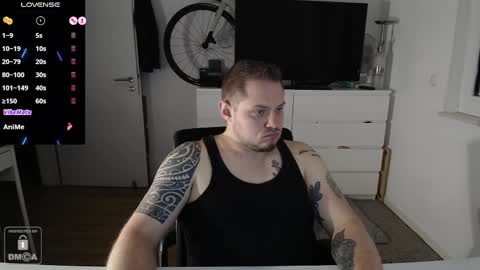 x19marco93x online show from February 23, 5:46 pm