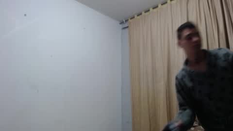 xalejo_max online show from November 26, 10:51 am