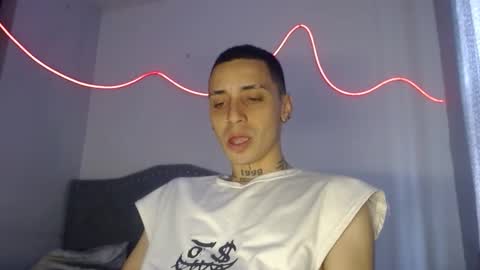 xalejo_max online show from September 18, 7:05 pm