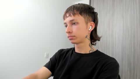 Xam online show from March 4, 9:33 pm