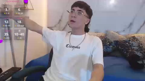 xandergrey8 online show from March 21, 8:24 pm