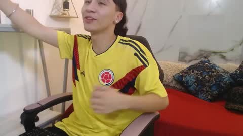 xandergrey8 online show from April 2, 7:22 pm