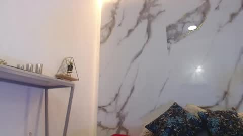 xandergrey8 online show from April 14, 8:19 pm