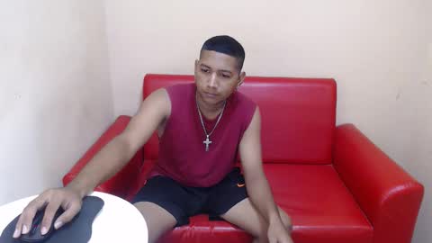 xavier_stone2 online show from October 7, 2:54 pm