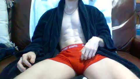 Snapshot of xby232xx chatting on January 12, 5:33 pm xby232xx online show from January 12, 5:33 pm