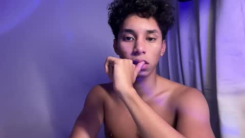 xeanpieree online show from June 2, 1:28 am