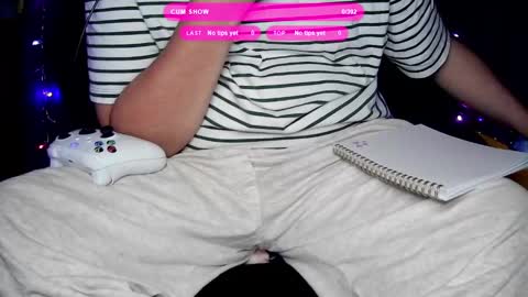 xgamerboyx online show from September 26, 1:20 pm
