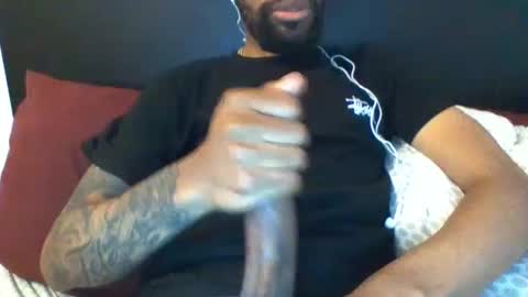 OmgItsSoFuckingBig online show from March 6, 3:02 pm