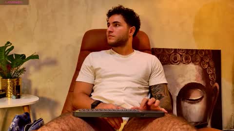 Kev online show from October 2, 5:22 am