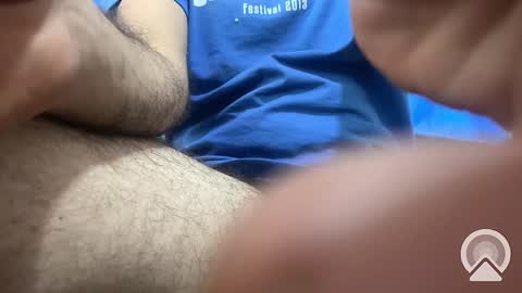 Snapshot of xposed_edger chatting on December 7, 6:04 pm Alejandro Uliski online show from December 7, 6:04 pm