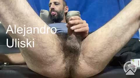 Snapshot of xposed_edger chatting on January 10, 12:06 am Alejandro Uliski online show from January 10, 12:06 am