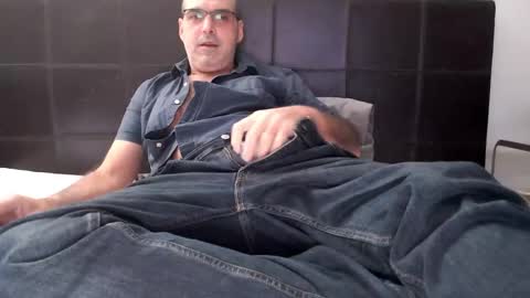 Pantsparty online show from December 2, 4:32 pm