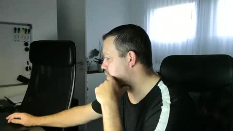 Eddi online show from October 16, 5:59 am