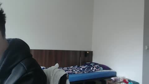 xxxdonpuiuuxxx online show from March 21, 9:03 am