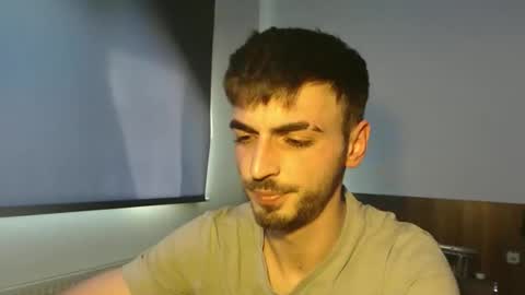 xxxdonpuiuuxxx online show from March 20, 4:11 pm