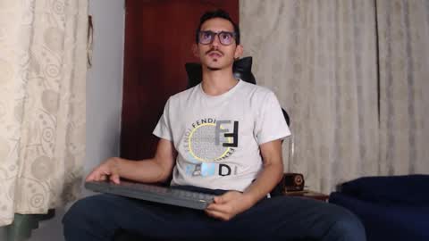 Kev online show from September 28, 9:24 pm