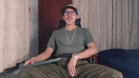 Kev online show from October 5, 7:51 pm