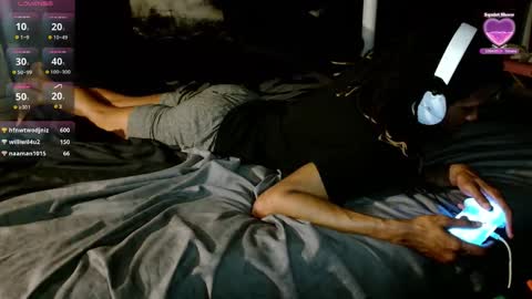 xxxjrstrokesxxx online show from November 20, 9:35 pm