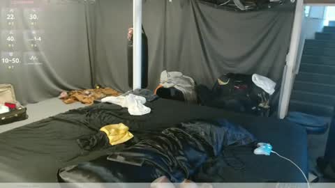 xxxjrstrokesxxx online show from May 30, 5:46 pm