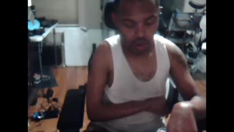xxxonwheelz online show from September 29, 4:33 am