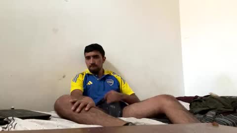 Snapshot of y0ungwithbrowndick chatting on February 20, 8:47 pm BROWN DICK online show from February 20, 8:47 pm