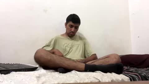 Snapshot of y0ungwithbrowndick chatting on February 15, 12:16 am BROWN DICK online show from February 15, 12:16 am